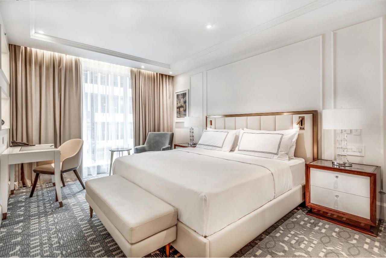 Azur Legacy Collection Hotel Vancouver Extérieur photo