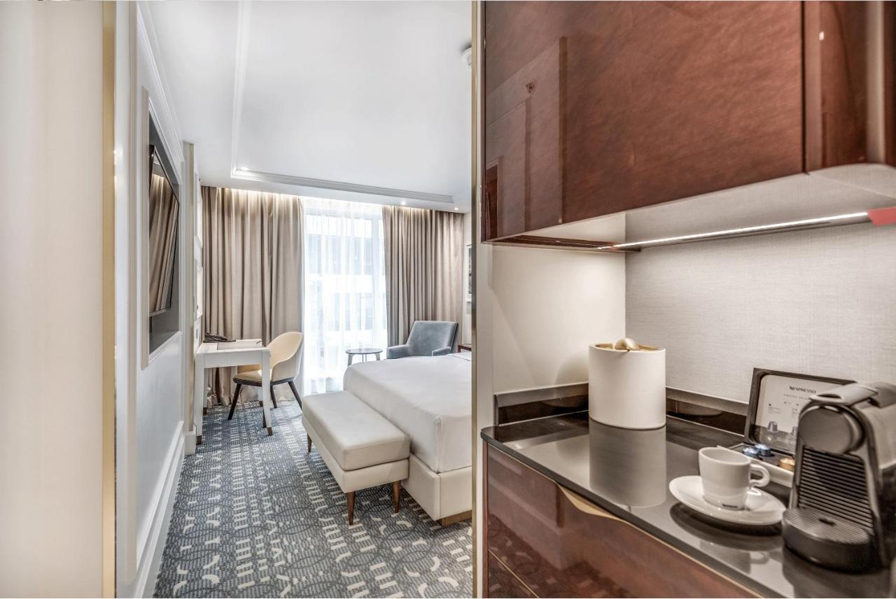 Azur Legacy Collection Hotel Vancouver Extérieur photo