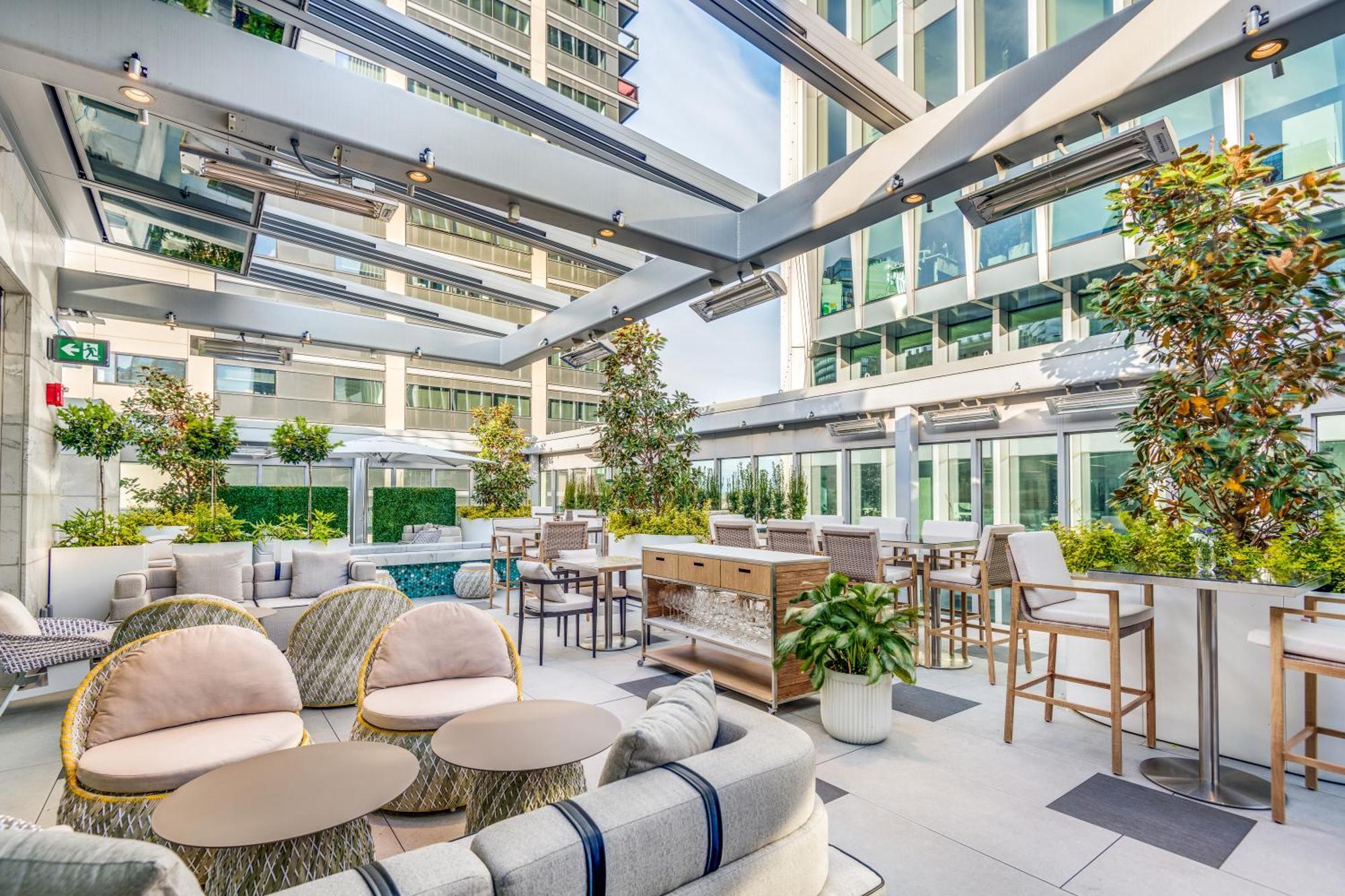 Azur Legacy Collection Hotel Vancouver Extérieur photo