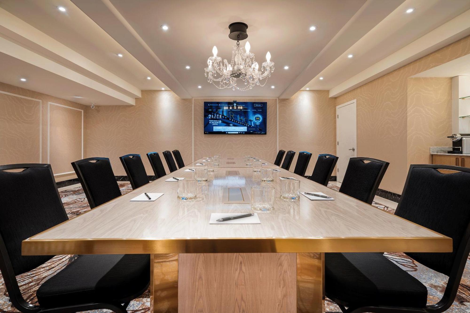 Azur Legacy Collection Hotel Vancouver Extérieur photo