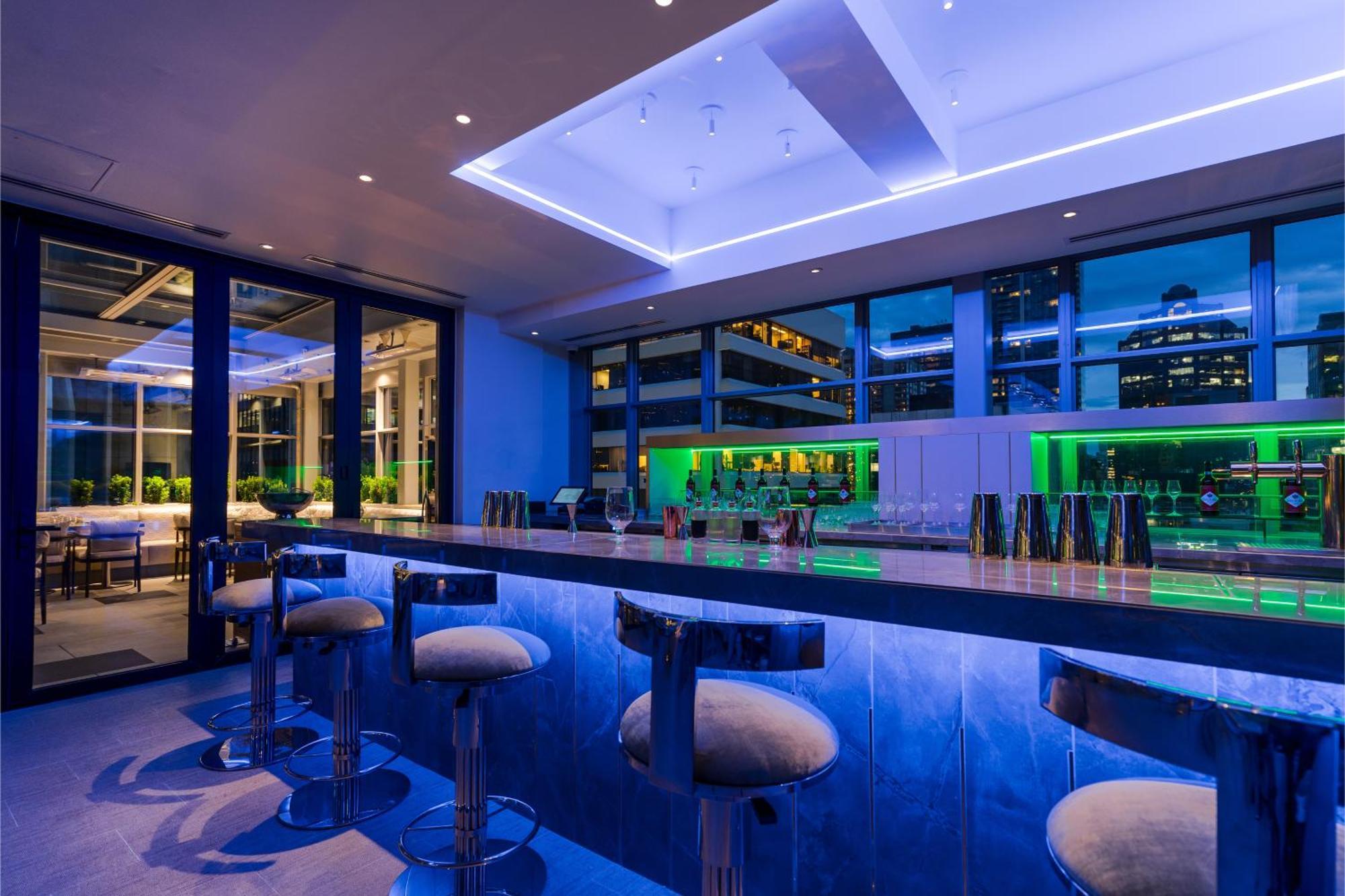 Azur Legacy Collection Hotel Vancouver Extérieur photo